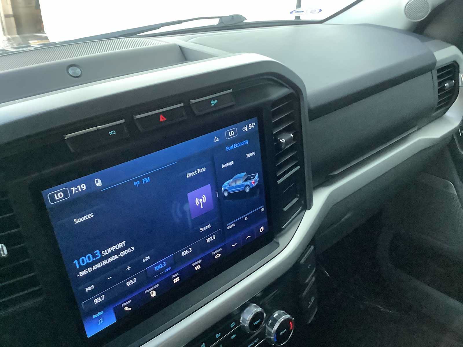 Used 2022 Ford F150 XLT w/ Equipment Group 302A High AWD/4WD image 17
