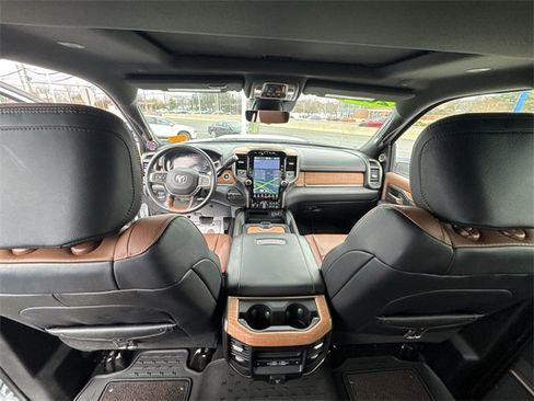 Used 2024 RAM 3500 Limited w/ Safety Group image 21