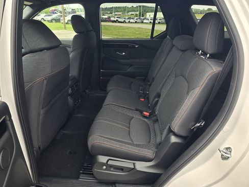 New 2026 Honda Pilot Sport image 12