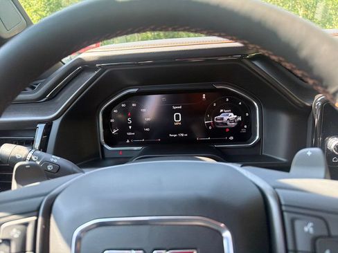 New 2026 GMC Sierra 1500 AT4 w/ Technology Package AWD/4WD image 18