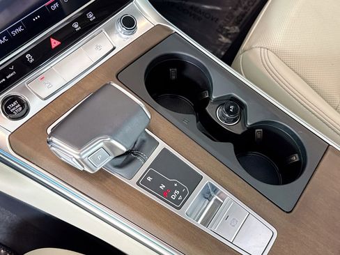 Used 2025 Audi A6 3.0T Premium w/ Convenience Plus Package image 16