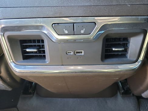 Used 2024 GMC Sierra 1500 Denali image 15