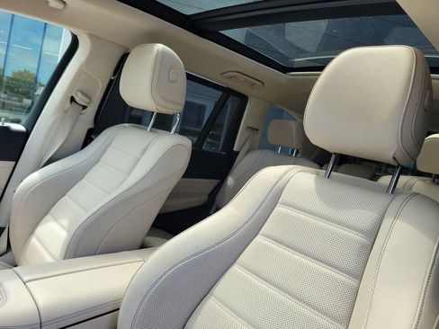 Used 2022 Mercedes-Benz GLS 450 4MATIC image 26