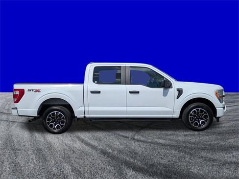 Used 2022 Ford F150 XL w/ STX Appearance Package image 3