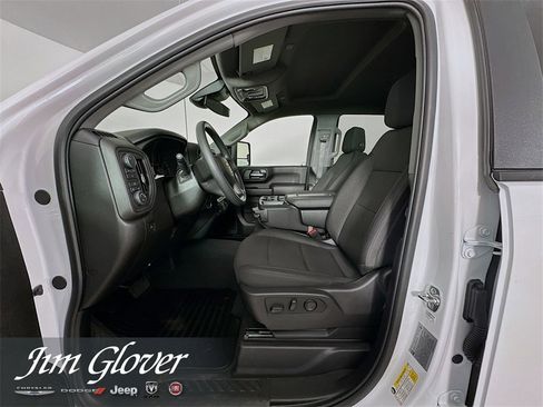 Used 2025 Chevrolet Silverado 2500 Custom w/ Custom Convenience Package image 24