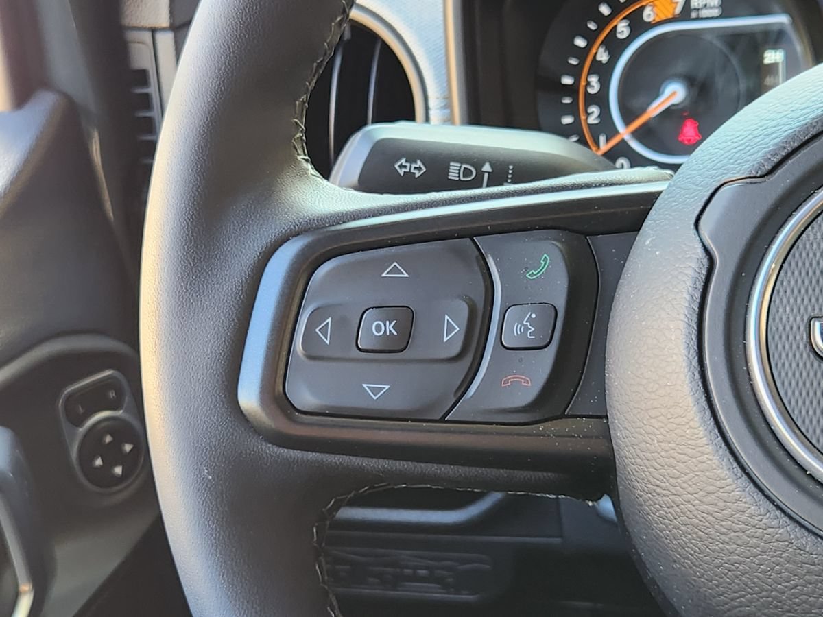 Used 2025 Jeep Wrangler Unlimited Sport AWD/4WD image 49