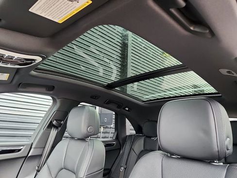 New 2026 Porsche Macan AWD/4WD image 22