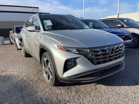 Certified 2022 Hyundai Tucson Limited w/ Cargo Package AWD/4WD image 2