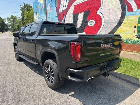 Used 2021 GMC Sierra 1500 AT4 w/ AT4 Premium Package AWD/4WD image 5