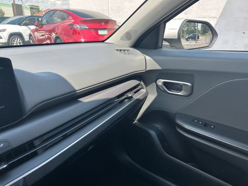 Used 2025 Kia K4 FWD image 35