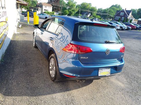 Used 2015 Volkswagen Golf TDI FWD image 3