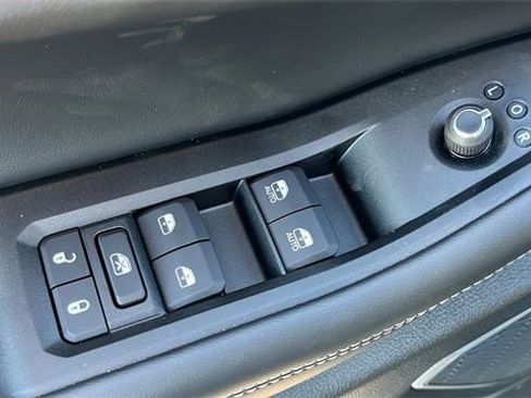 New 2026 Jeep Grand Cherokee Limited w/ Limited Altitude Package image 15