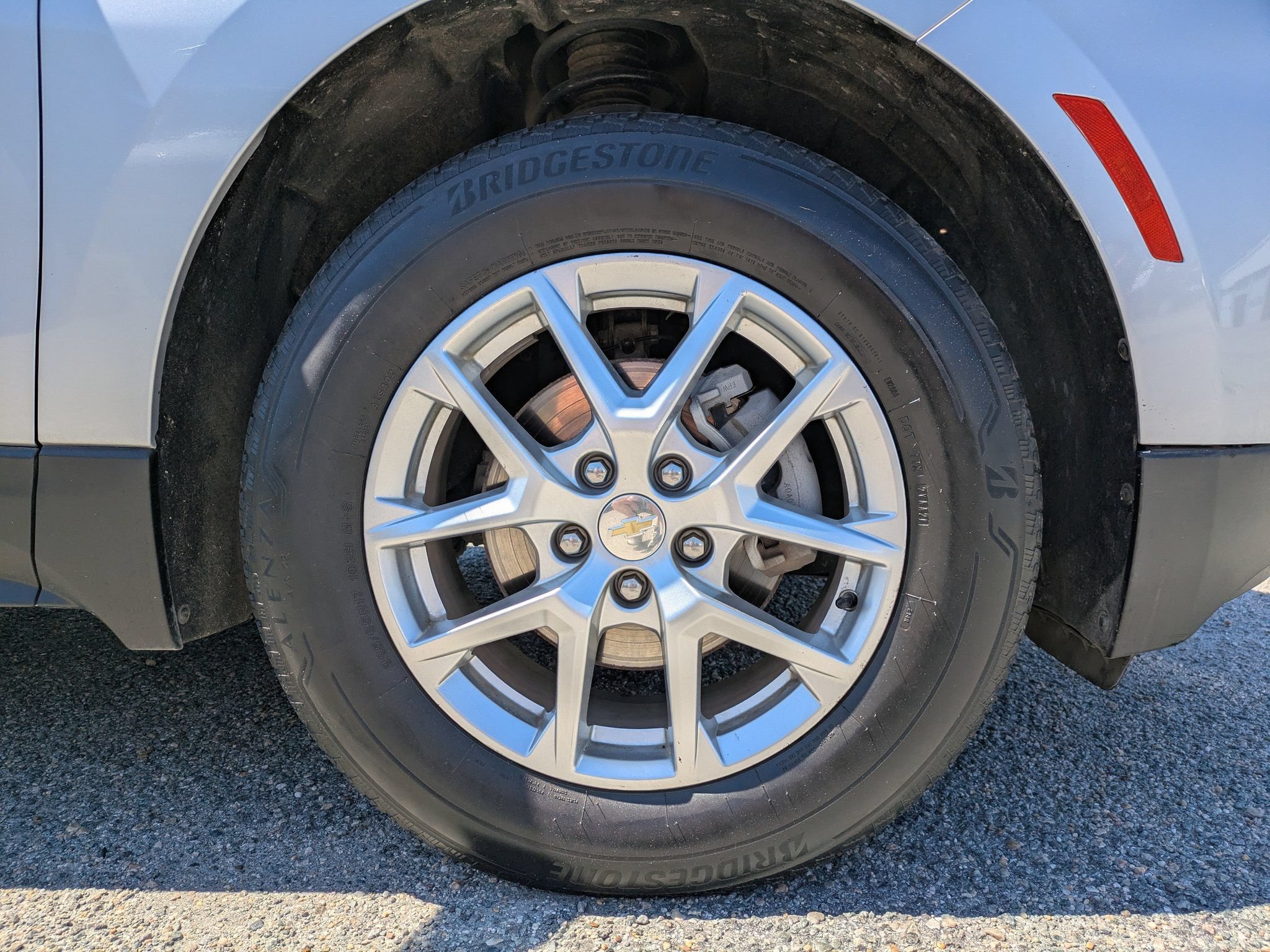Used 2022 Chevrolet Equinox LT AWD/4WD image 12