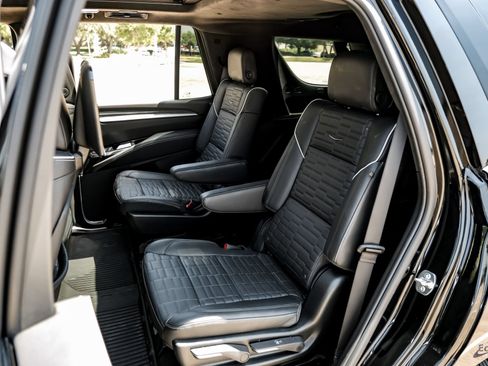Used 2026 Cadillac Escalade V w/ LPO, ONYX Package AWD/4WD image 80