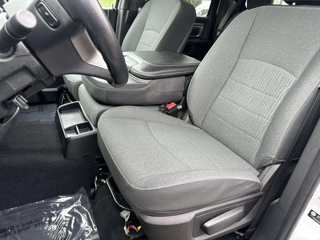 Used 2021 RAM 1500 Warlock w/ Luxury Group AWD/4WD image 27