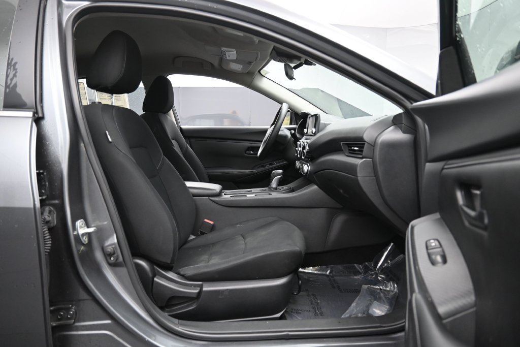 Used 2025 Nissan Sentra S FWD image 26