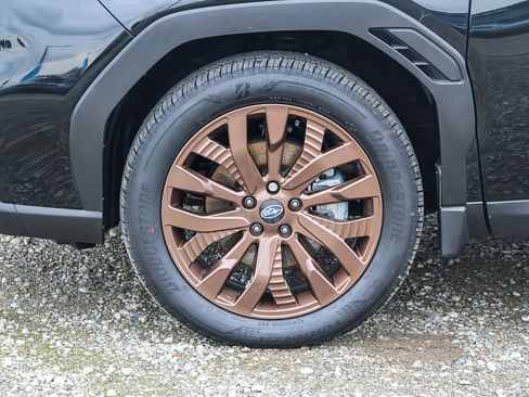 Used 2025 Subaru Forester Sport image 9