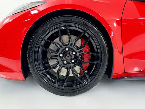 Used 2025 Chevrolet Corvette Z06 RWD image 38