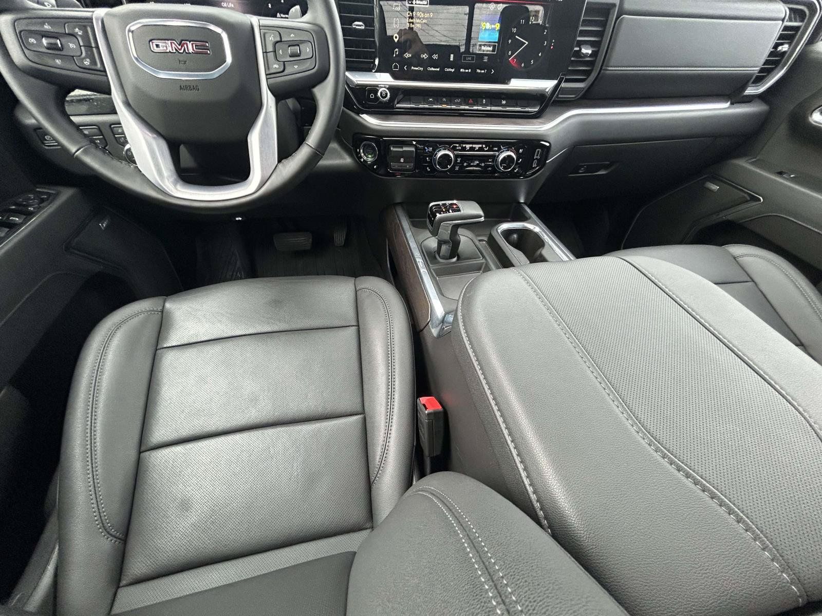 Used 2026 GMC Sierra 1500 SLT w/ SLT Premium Package AWD/4WD image 18