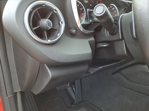 Used 2017 Chevrolet Camaro LT w/ RS Package image 16