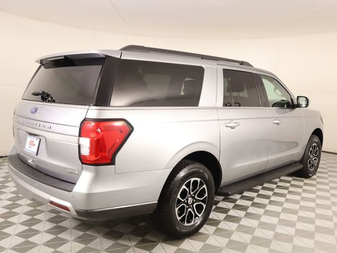 Used 2024 Ford Expedition Max XLT image 22