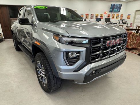 Used 2024 GMC Canyon AT4 AWD/4WD image 29