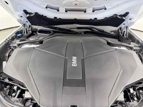 New 2026 BMW i7 eDrive50 w/ Executive Package RWD image 32