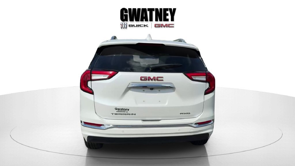 Used 2023 GMC Terrain Denali w/ Denali Premium Package AWD/4WD image 6