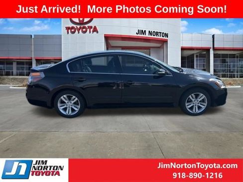 Used 2012 Nissan Altima 3.5 SR w/ Sport Pkg image 8