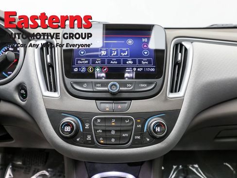 Used 2024 Chevrolet Malibu LT image 12