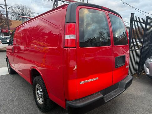 Used 2019 GMC Savana 2500 RWD image 4