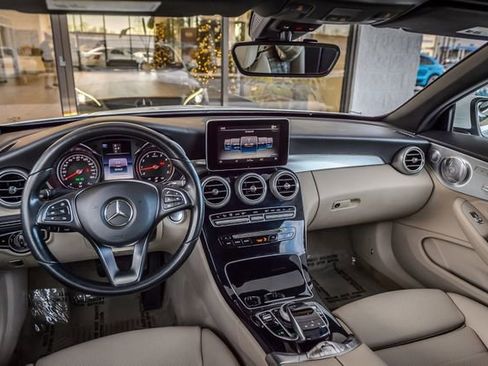Used 2017 Mercedes-Benz C 300 4MATIC Cabriolet image 34