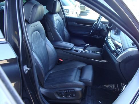 Used 2016 BMW X6 xDrive35i image 9