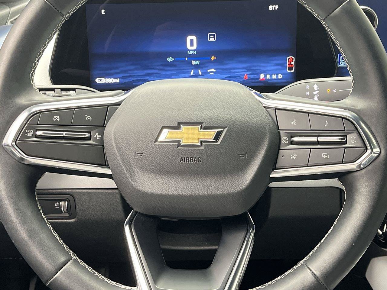 Certified 2024 Chevrolet Equinox EV LT AWD/4WD image 17