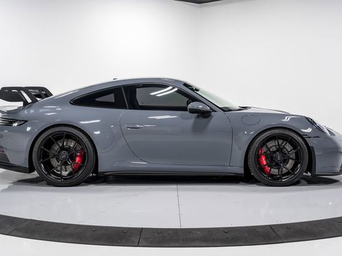 Used 2024 Porsche 911 GT3 image 2
