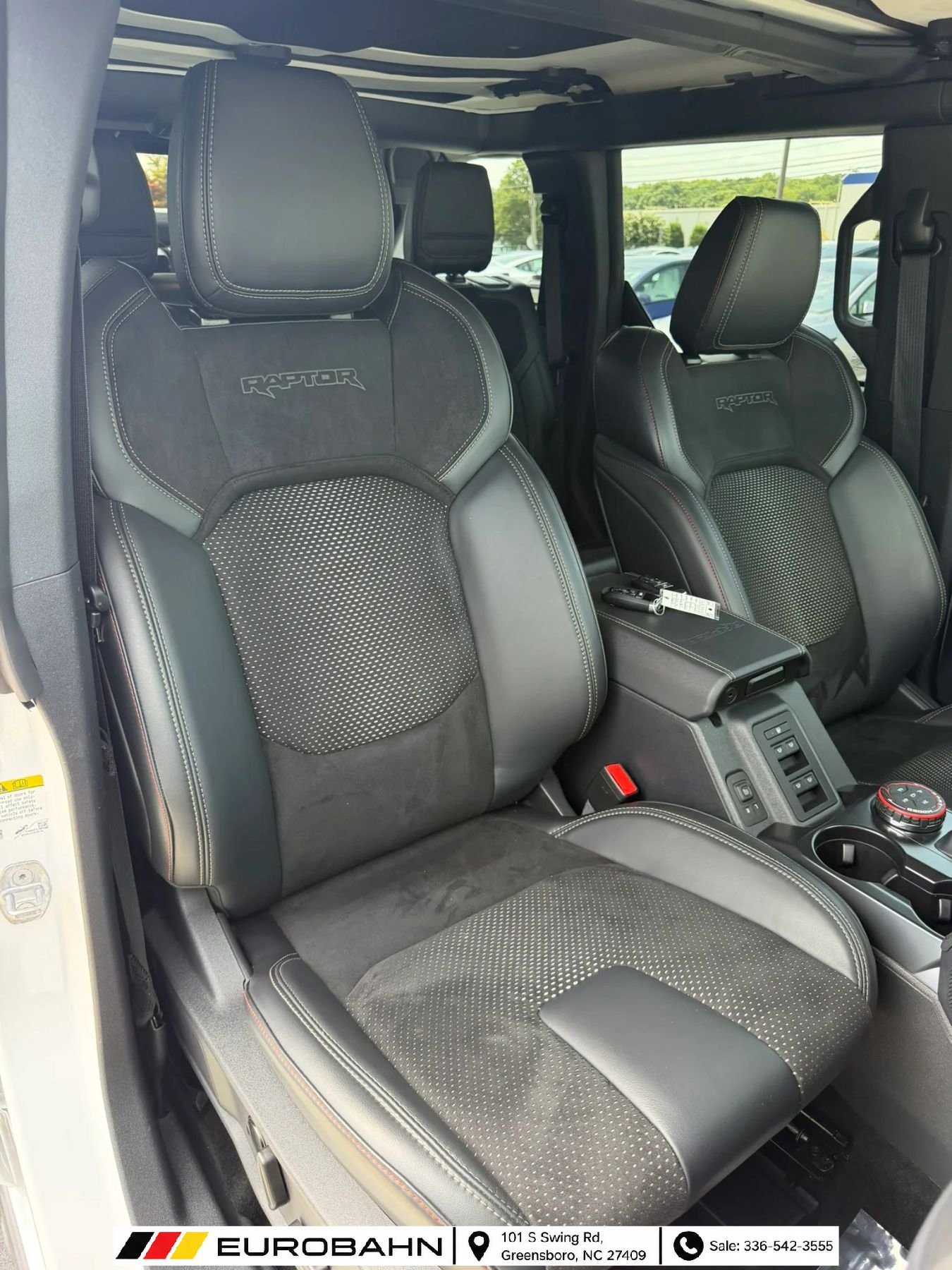Used 2025 Ford Bronco Raptor AWD/4WD image 22