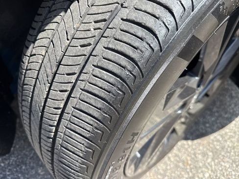 Used 2023 Hyundai Elantra SEL w/ Cargo Package image 7