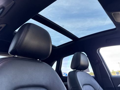 Used 2018 Audi Q3 2.0T Premium image 18