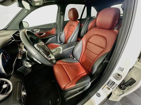 Used 2022 Mercedes-Benz GLC 300 4MATIC image 25