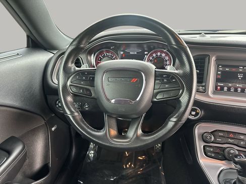 Used 2023 Dodge Challenger R/T image 8