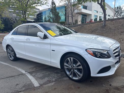 Used 2018 Mercedes-Benz C 350e Sedan image 1