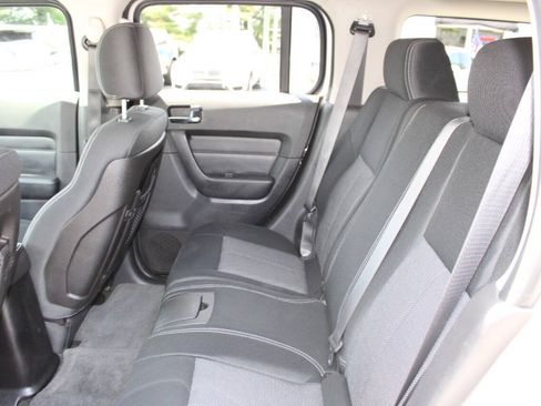 Used 2007 HUMMER H3 AWD/4WD image 18