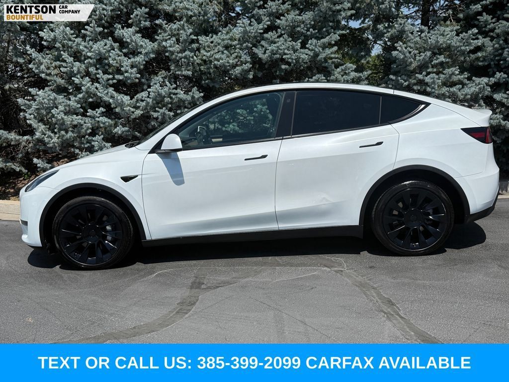 Used 2023 Tesla Model Y Long Range AWD/4WD image 4
