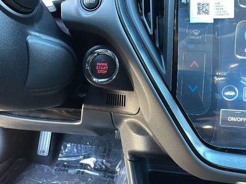 New 2026 Subaru Crosstrek 2.5i Limited w/ Crosstrek Mirror Package AWD/4WD image 17