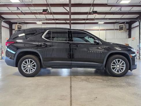 Used 2022 Chevrolet Traverse LT AWD/4WD image 6