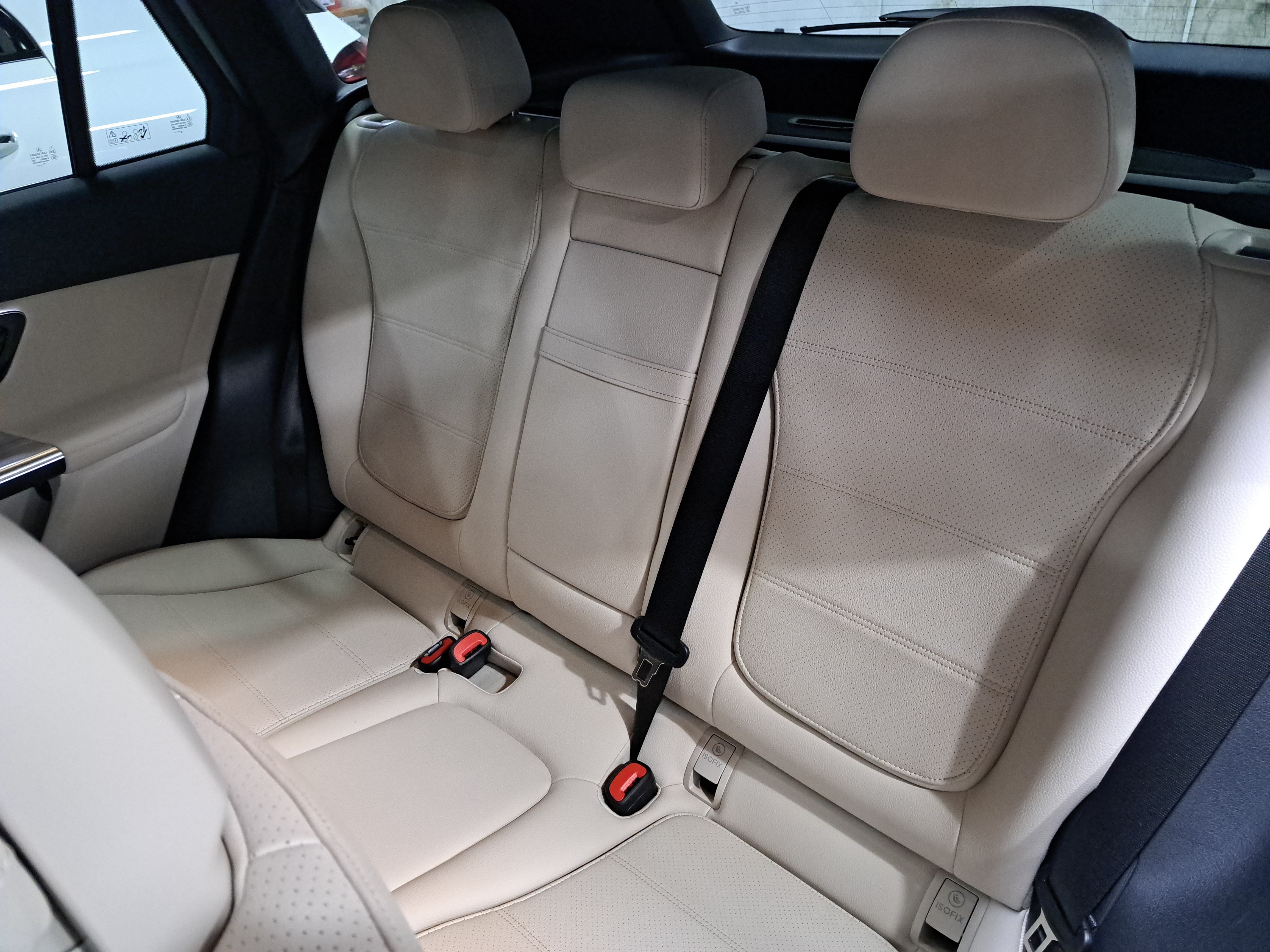 Used 2026 Mercedes-Benz GLC 300 4MATIC image 15