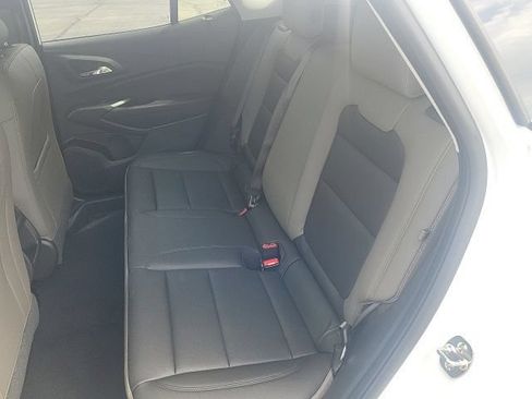 New 2026 Chevrolet Trax ACTIV w/ Sunroof Package FWD image 21