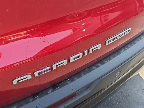 New 2025 GMC Acadia AT4 w/ LPO, Floor Liner Package image 32