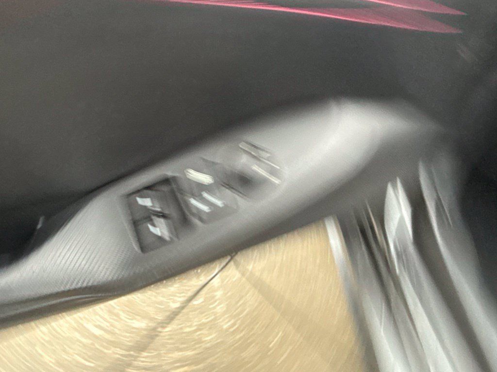 Used 2018 MAZDA MX-5 Miata RF Club RWD image 9