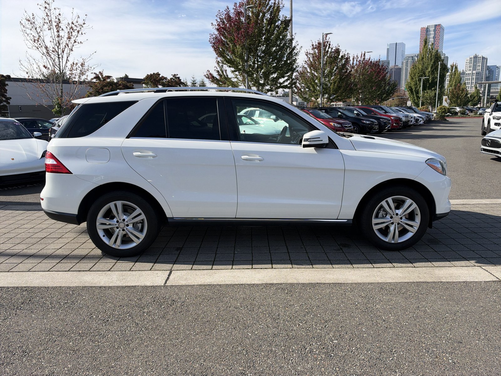 Used 2015 Mercedes-Benz ML 350 4MATIC image 5